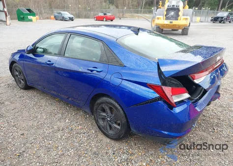 2022 Hyundai Elantra Sel z USA, uszkodzony, nr VIN 5NPLM4AG7NH078306